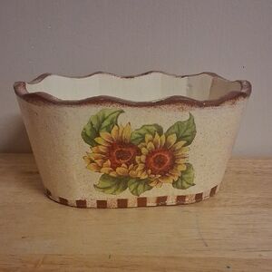 Hand Painted Sunflower Decorative Wooden Planter - Cream & Yellow